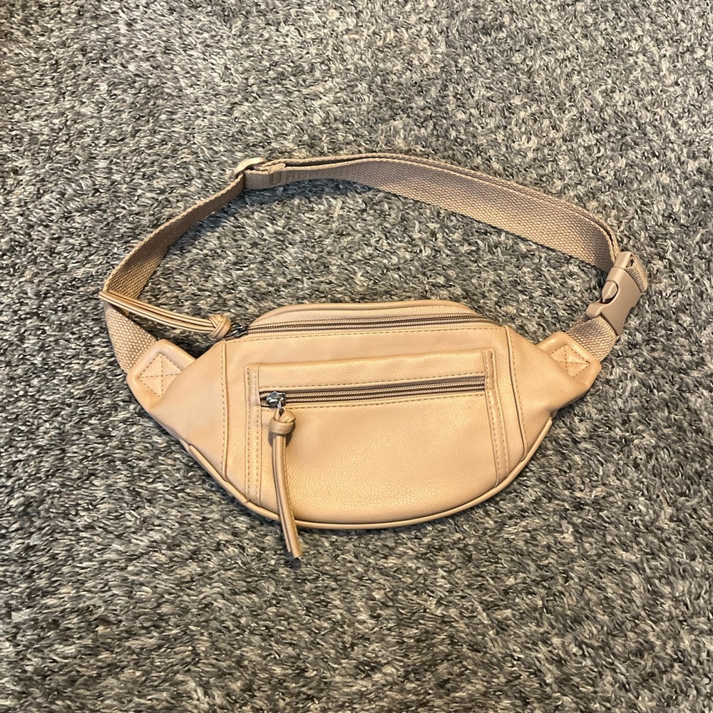 Target Fanny pack